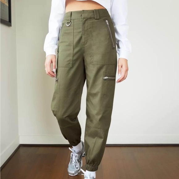 Cargo pants - Picture 1 of 4